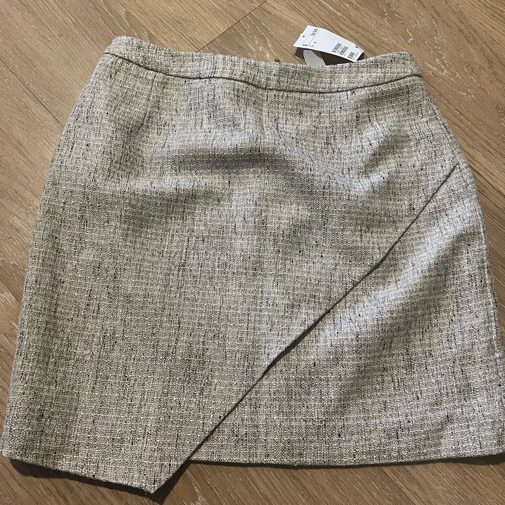 NWT H&M Woven Pencil Skirt with Gold Metallic Thread